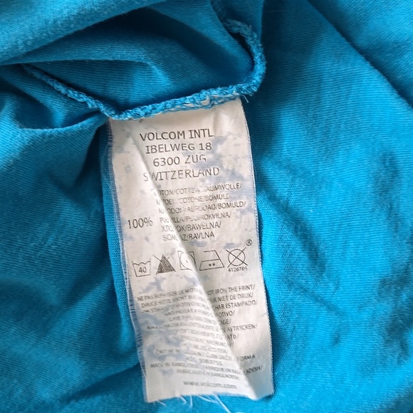 Volcom Women's Limited Edition T-shirt - Picture 4 of 12